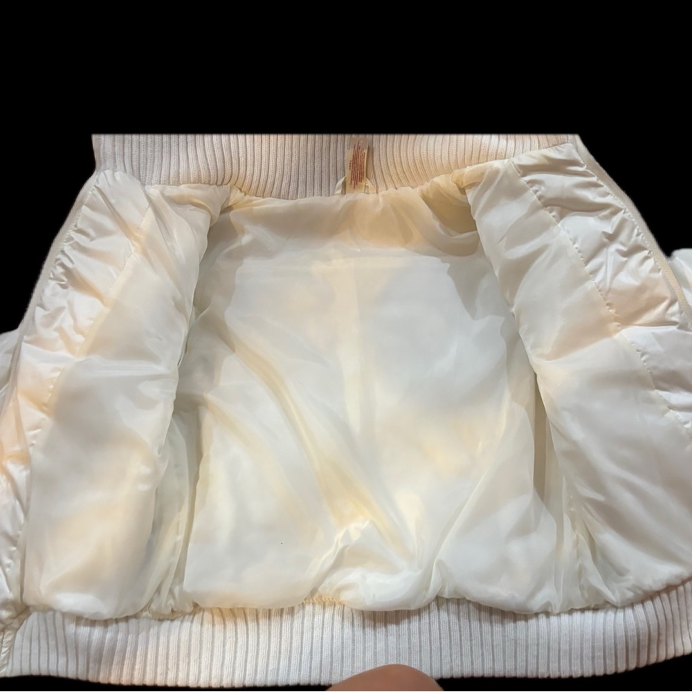 Women’s White Jacket Size Medium, 7 To 9